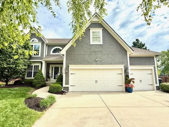 18016 W 163rd Ter, Olathe, KS 66062