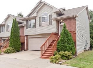 30 David Lee Ct, North Liberty, IA 52317