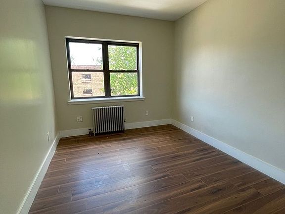 4th image of 60 Atkins Ave #2