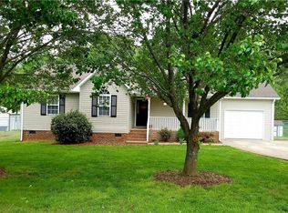 117 Johnia Ct, Thomasville, NC 27360