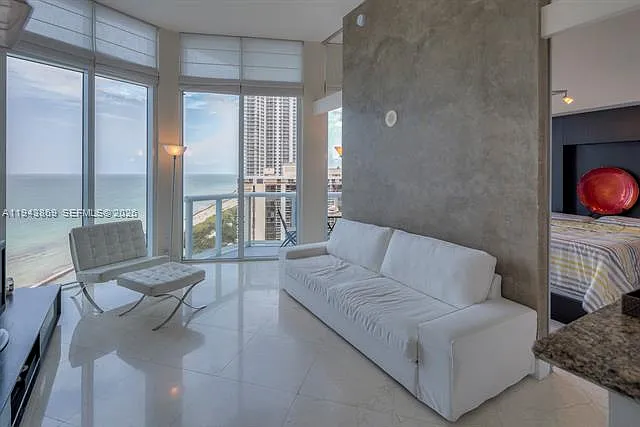 1 bed, 1.5 bath, $4,300 — Photo 4