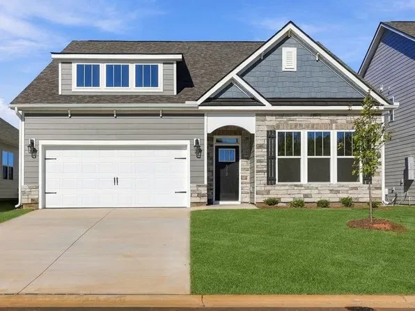 515 Frobisher Dr, Woodruff, SC 29388