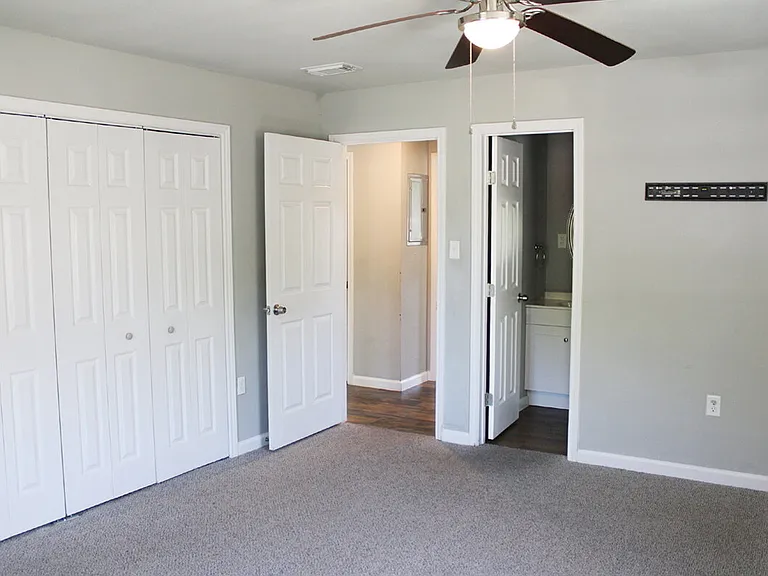 5205 Gordon Ave — Photo 12