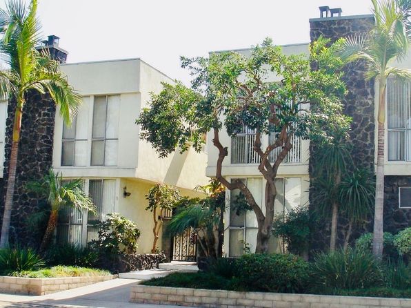 2714 W Clark Ave #D-9