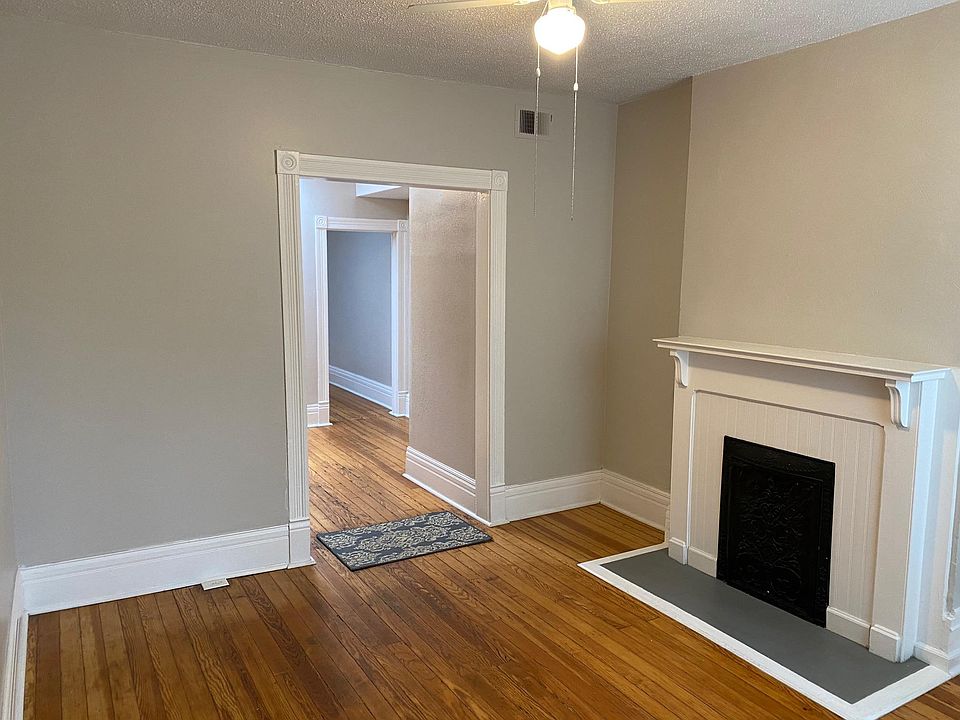 1st image of 146 W Cedar Ave