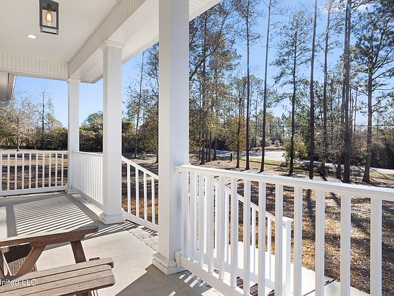 3rd image of 20218 Twin Lakes Dr
