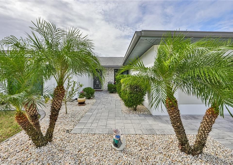 1st image of 304 N Bryce Ct