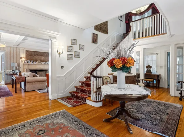 127 Beverly Road image 36 of 57