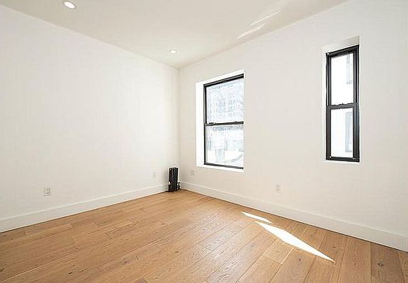 2nd image of 605 2nd Ave #1R