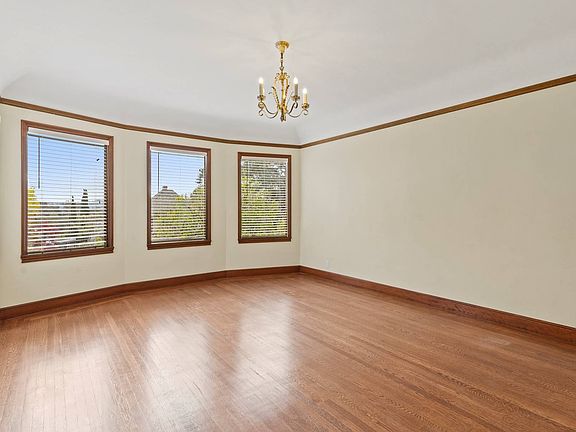 5th image of 528 Nevada Ave