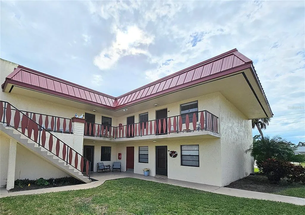 2 bed, 2.0 bath, 1118 sqft, $2,950 — Photo 1
