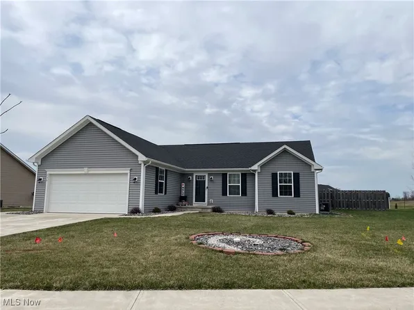 236 Heritage Dr, Wellington, OH 44090