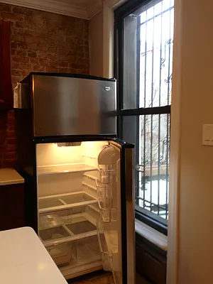 Rented by Sunrise Real Estate | media 4