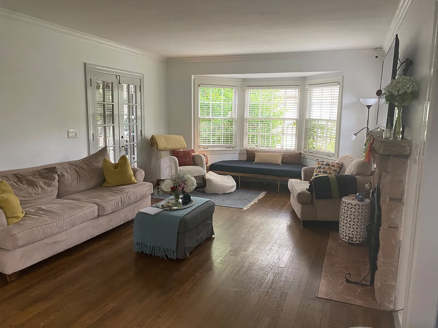 2 bed, 1.5 bath, 1419 sqft, $1,650 — Photo 4