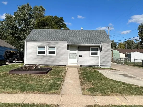 6752 Hamilton St, Omaha, NE 68132