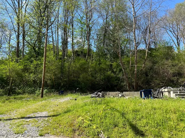 93 Veronica Ln, Manchester, KY 40962