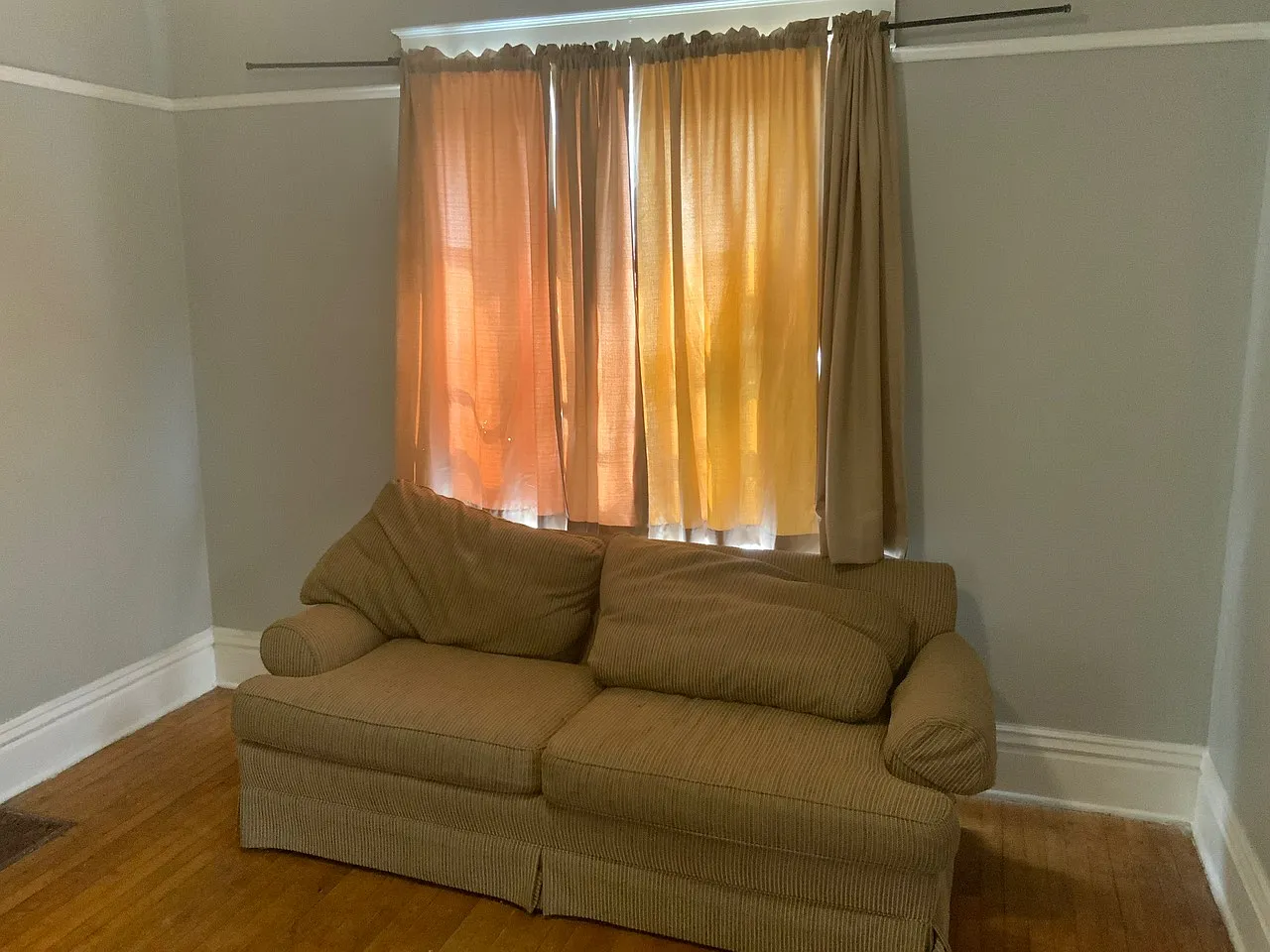 5 bed, 2.0 bath, 1544 sqft, $1,795 — Photo 4