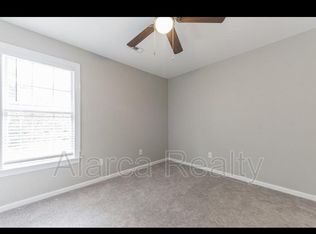 6813 Ridge Haven Ln, Charlotte, NC 28277