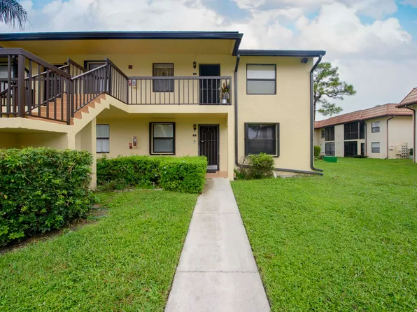 4689 Lucerne Lakes E Boulevard E #106, Lake Worth, FL 33467