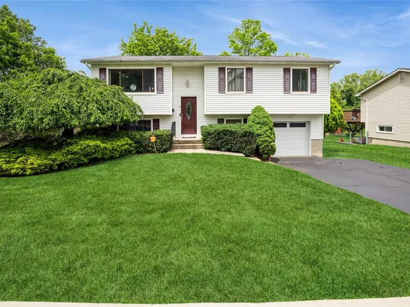 6 Rowan Drive, Garnerville, NY 10923