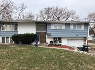 5006 S 93rd St, Omaha, NE 68127