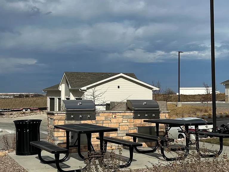 The Overlook Apartments — Photo 5