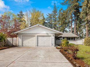 17415 SE River Rd, Milwaukie, OR 97267