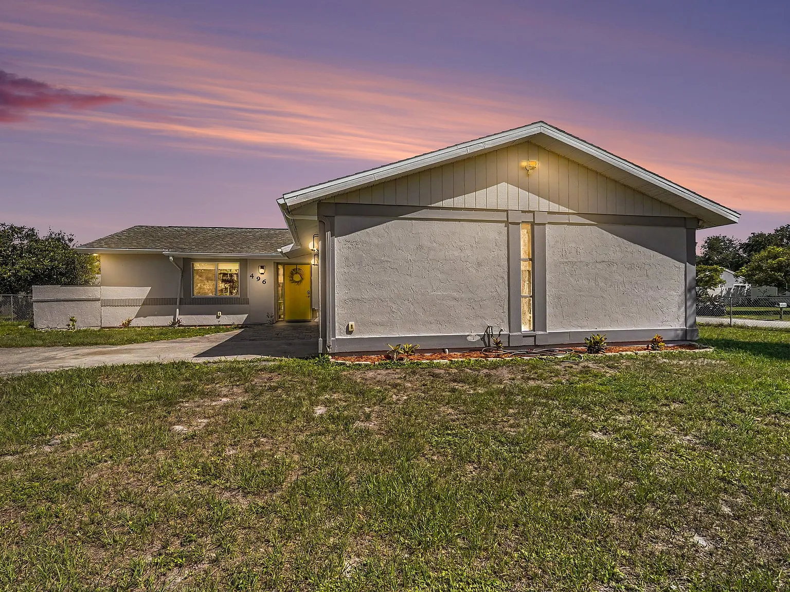 3 bed, 1160 sqft, $1,995 — Photo 2