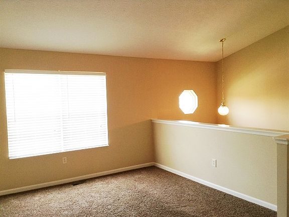 2nd image of 726 Berlander Dr