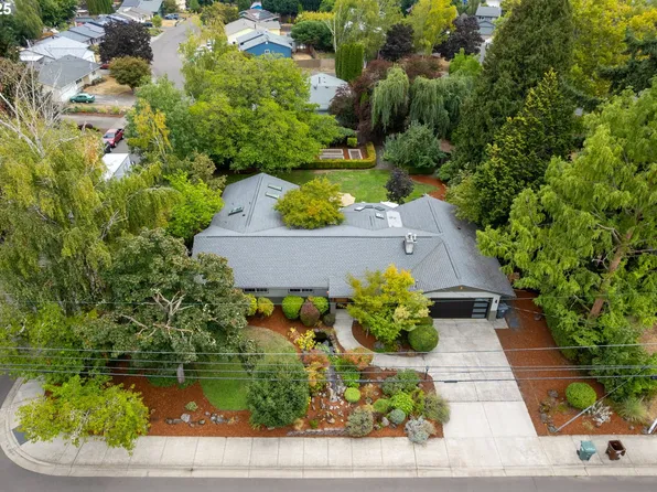 190 NE 37th Ave, Hillsboro, OR 97124