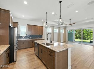 10180 Fulcrum Ave, Jacksonville, FL 32256