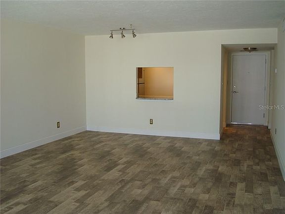 3rd image of 101 S Gulfstream Ave Unit 10C