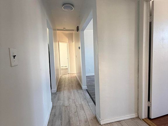 5th image of 243 Jewett Ave #1