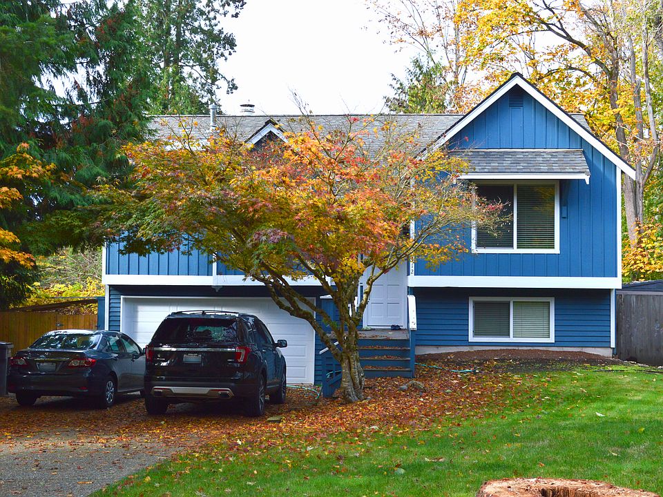 1st image of 10712 NE 114th Pl
