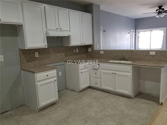 2nd image of 3415 Regent Diamond Ave