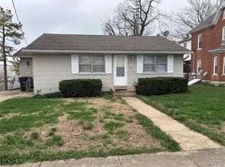 230 N Walnut St, Perryville, MO 63775