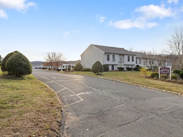 80 Aspetuck Village #80, New Milford, CT 06776