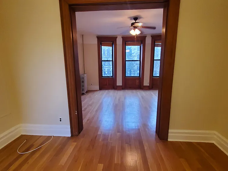 449 3rd St #3R — Photo 13
