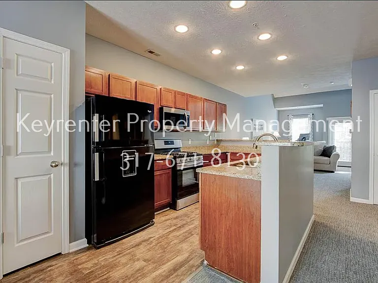 6589 Reserve Dr — Photo 10