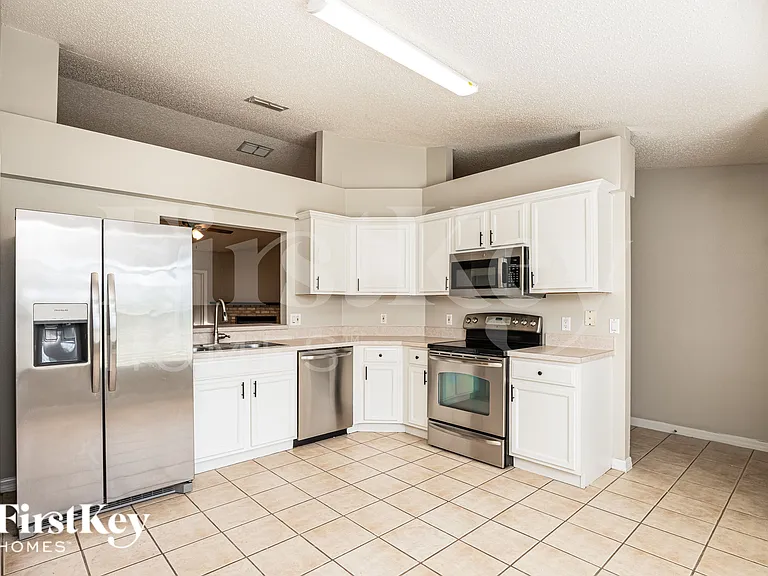 213 Autumn Ridge Rd — Photo 7