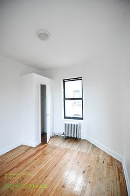 Rented by Bohemia Realty Group | media 6