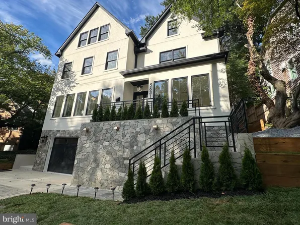 5631 Macarthur Blvd NW, Washington, DC 20016