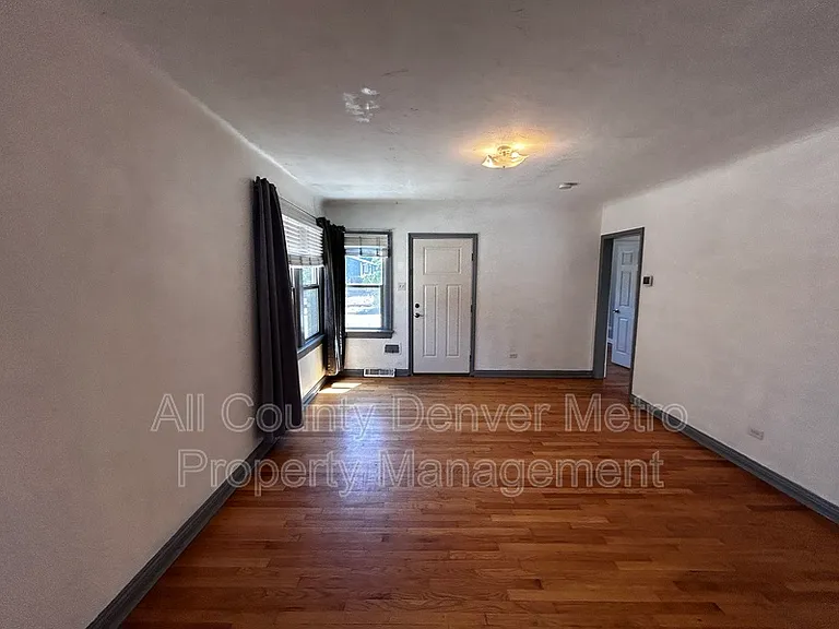 2111 S Emerson St — Photo 1