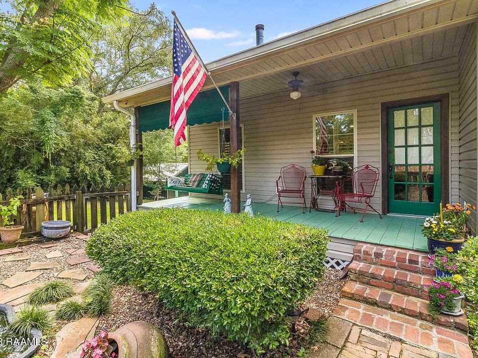 86 Hidden Hills Rd, Arnaudville, LA 70512 Zillow