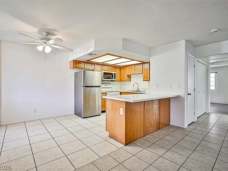 8410 Eldora Ave #1020 — Photo 5