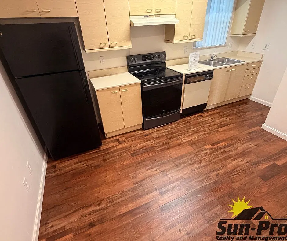 2 bed, 2.0 bath, $1,100 — Photo 4