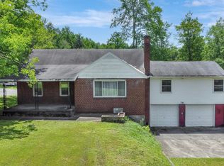 751 Pike Rd, Johnstown, PA 15909