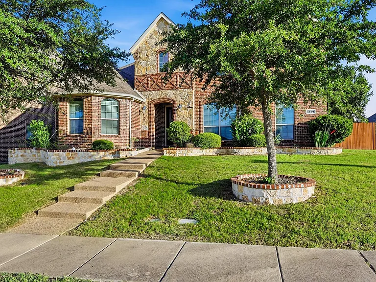 3600 Bright Star Way — Photo 2