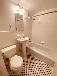 Rented by Metropolis Real Estate of Manhattan
