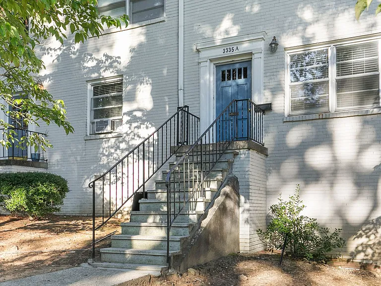 Cahaba Park Apartments — Photo 11